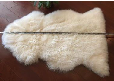 China Pieza única larga de la piel 70 x110cm de la corderina del pelo de la manta blanca auténtica de la zalea proveedor