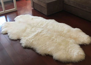 China Blanco de marfil durable hecho a mano 120 *180cm de la manta australiana grande de la zalea de cuatro pieles proveedor