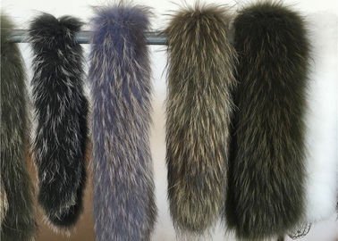 China Los cuellos peludos de los cuellos del mapache de la extra grande, calientan el cuello teñido de la piel del reemplazo del abrigo de invierno  proveedor
