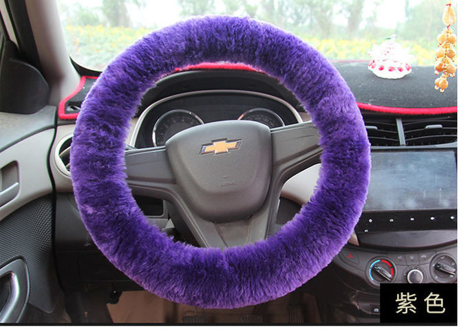 Resbalón anti cómodo de la piel de la cubierta púrpura suave real del volante para el sudor de la mano