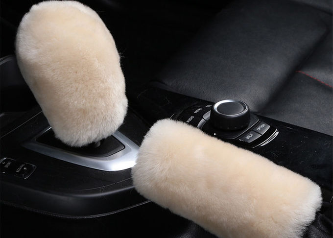 Cubiertas mullidas del volante del coche del invierno caliente anti del resbalón con siesta suave