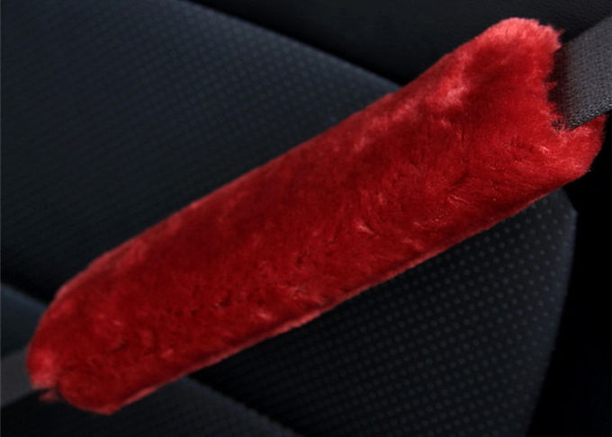 Tamaños de Customzied de la cubierta del cinturón de seguridad de la zalea de la seguridad del coche con la sensación suave