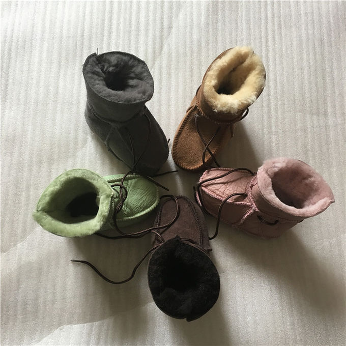 Zapatos de bebé auténticos de la zalea, botas del invierno para el niño/el niño