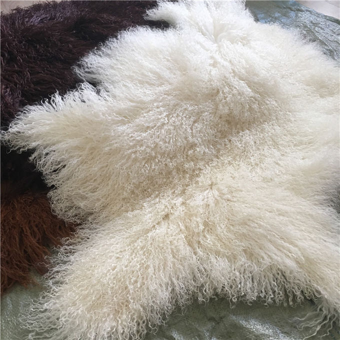 Manta rizada de la piel de las ovejas del pelo de la lana de cordero mongol auténtica larga real de la zalea