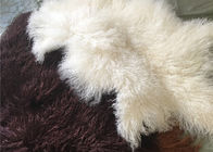 La piel mongol de la lana de cordero tibetana blanca natural material rizada larga de la zalea oculta