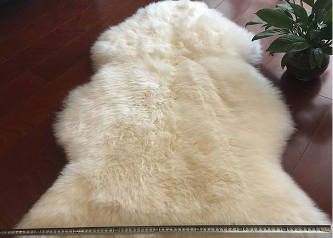 Lana merina larga de la manta real blanca decorativa casera de la zalea forma natural de 60 de los x 90cm 