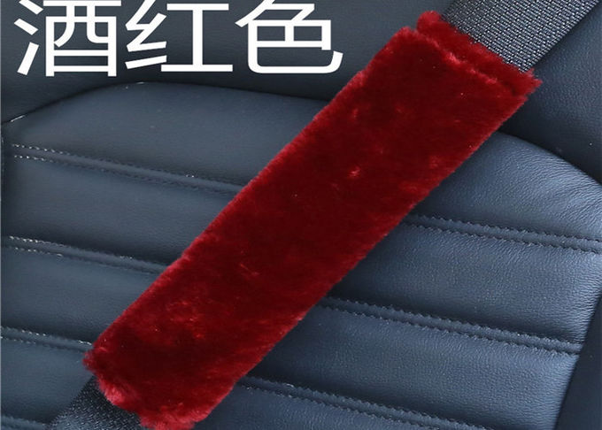 Cubierta anti hecha a mano del cinturón de seguridad del shearling del resbalón para los niños cómodos